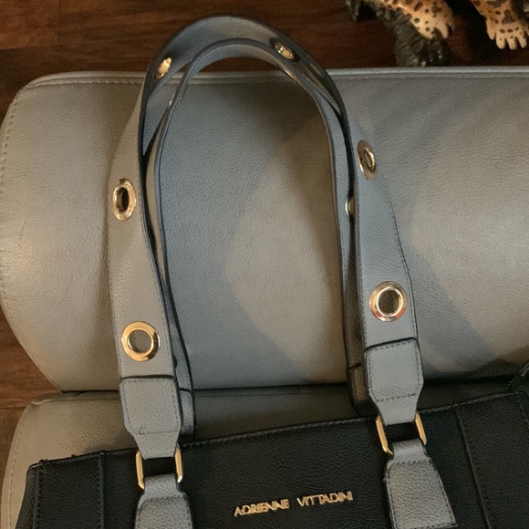Adrienne Vittadini Bag - Picture 5 of 13